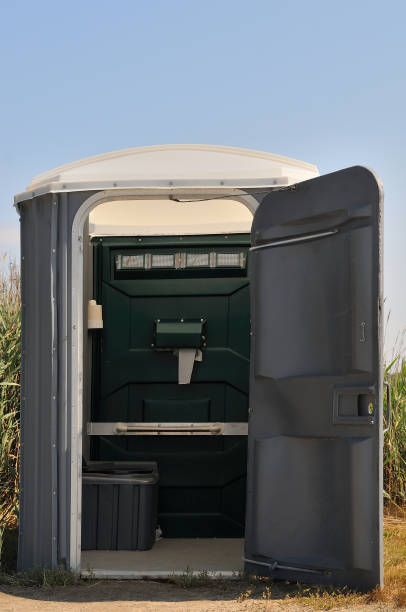 Best Best portable toilet rental  in Carlisle, IA